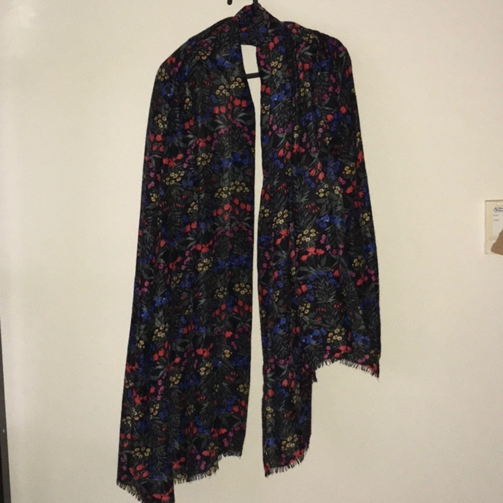 Gap Long Floral Print Scarf